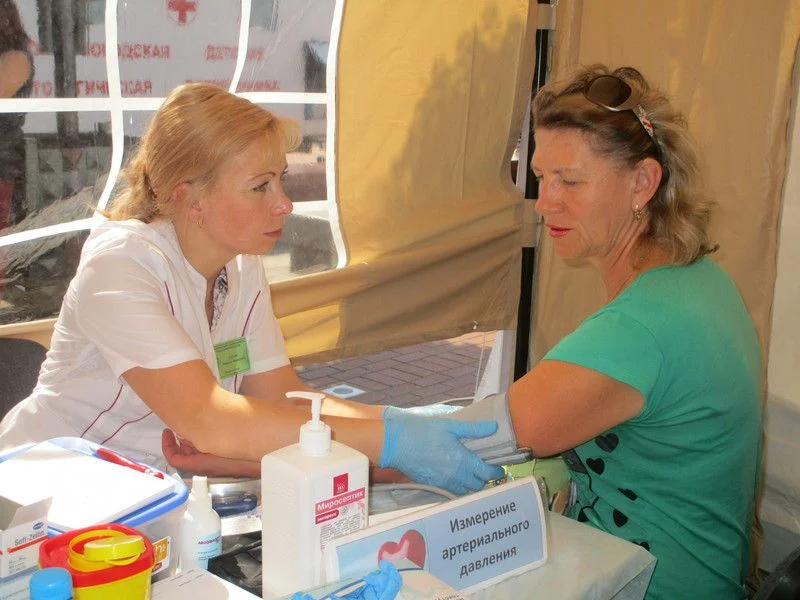 Проверить состояние своего здоровья пришли около трех тысяч жителей региона