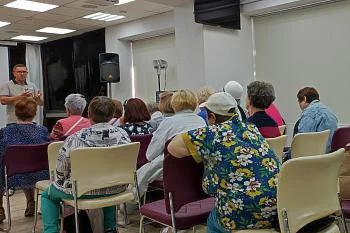 На занятии в школе пациента слушателям рассказали о профилактике онкозаболеваний кожи На занятии в школе пациента слушателям рассказали о профилактике онкозаболеваний кожи